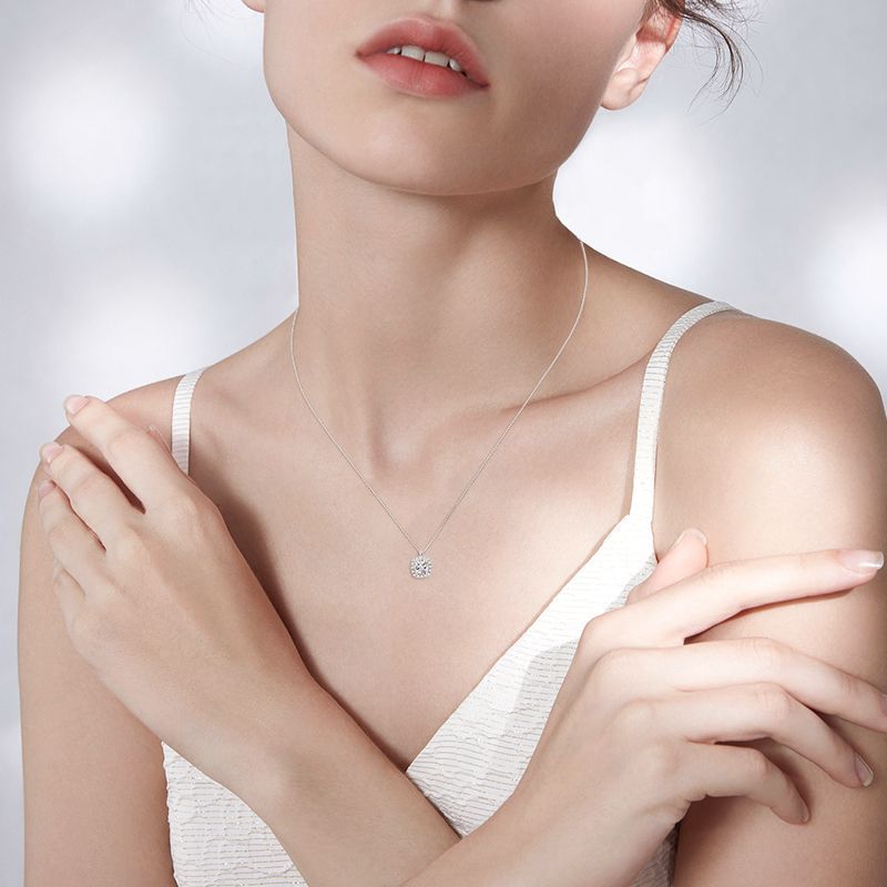 0.5 carat square moissanite silver necklace for women