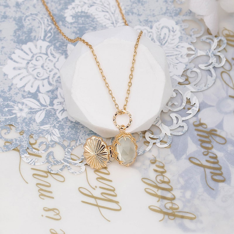 14k gold plated prehnite necklace
