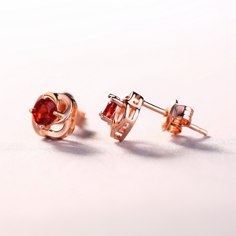 Rose Gold Plated Clover Earring Studs
