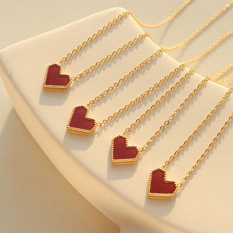 Simple red heart necklace