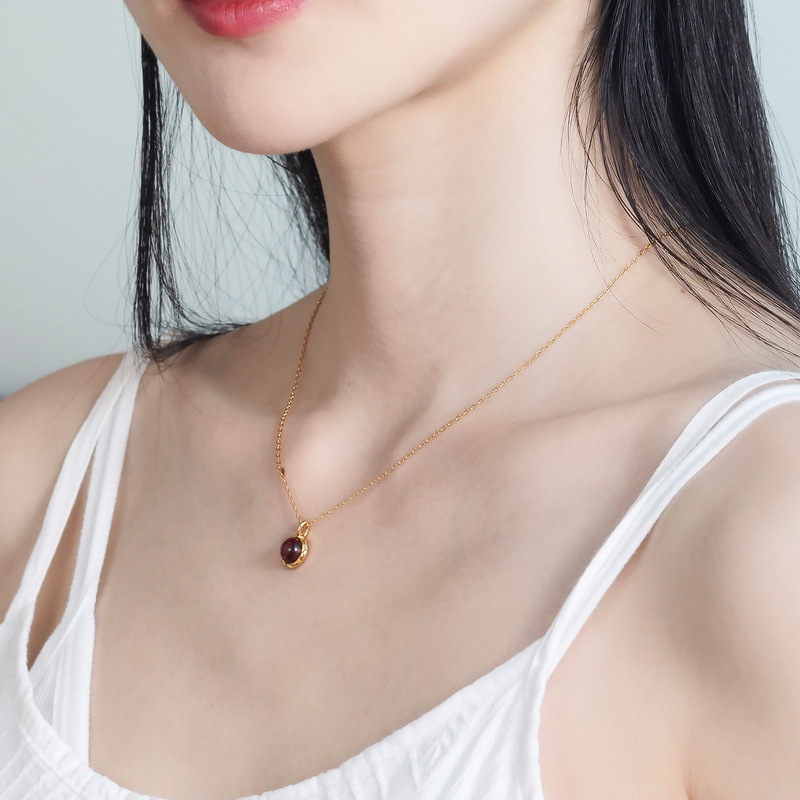 gold plated natural garnet pendant
